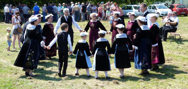 DANSE BRETONNE